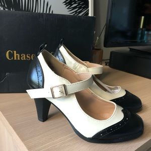 Chase & Chloe Dora-2 Round Toe Mary Jane Pumps